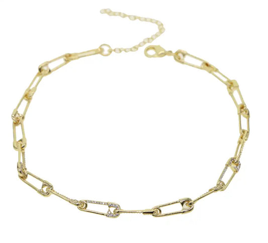 Safety Pin Gold Color with Micro Pave Zirconia, Link Chain 32+8cm, 2024 Trendy Summer Must-Have for Fashionistas.