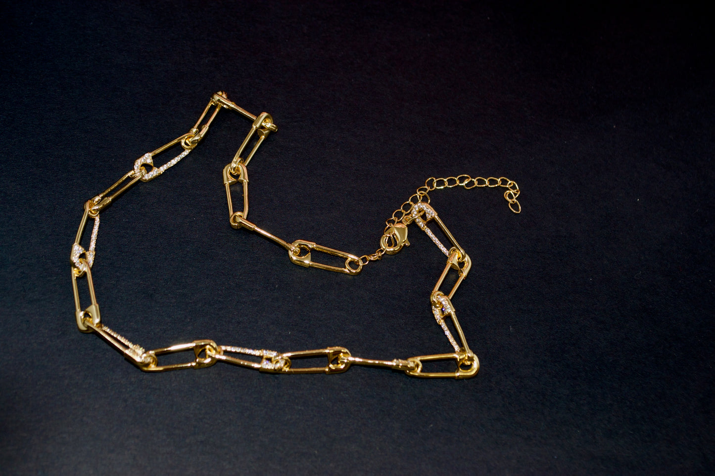 Safety Pin Gold Color with Micro Pave Zirconia, Link Chain 32+8cm, 2024 Trendy Summer Must-Have for Fashionistas.