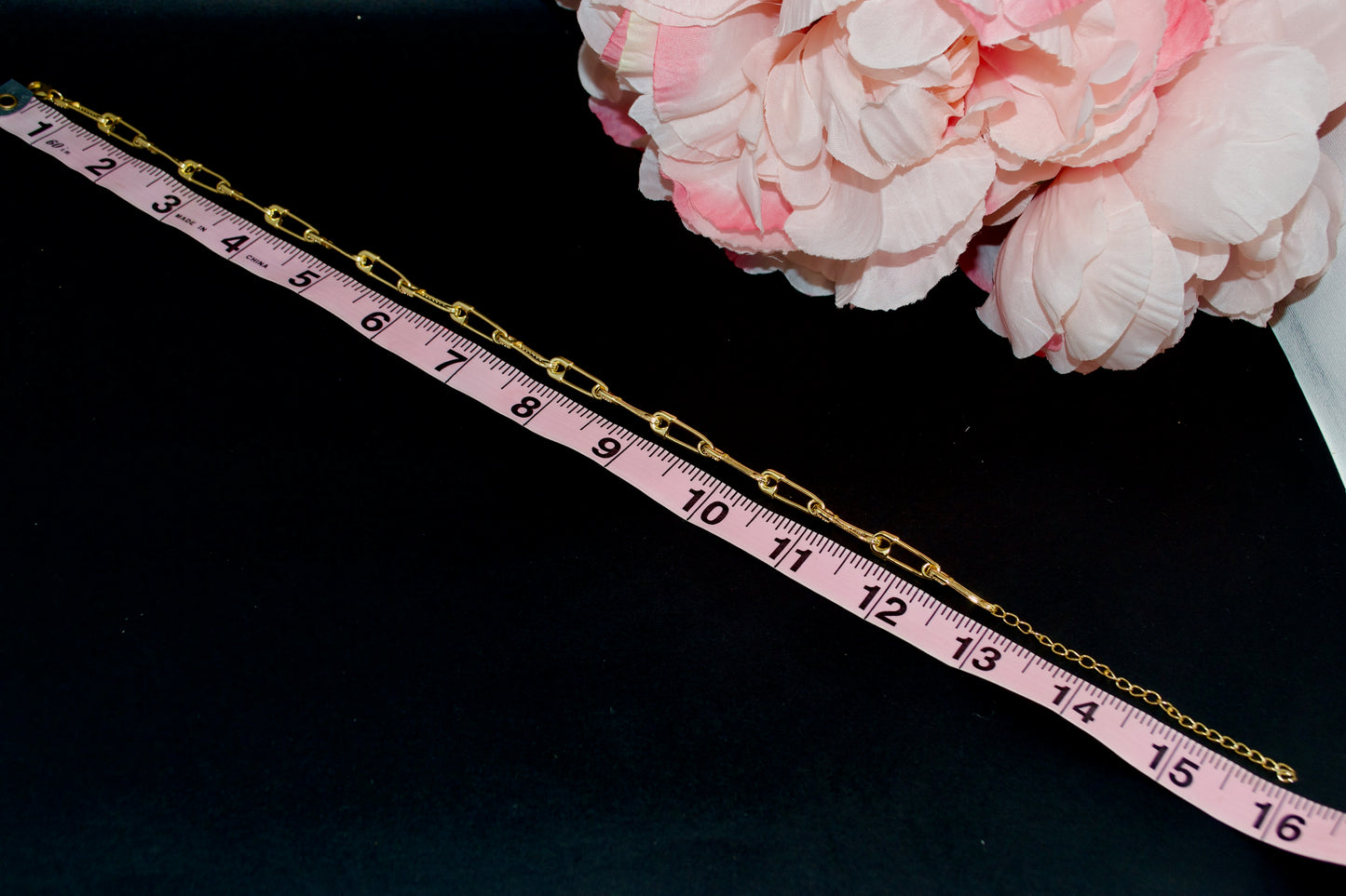 Safety Pin Gold Color with Micro Pave Zirconia, Link Chain 32+8cm, 2024 Trendy Summer Must-Have for Fashionistas.