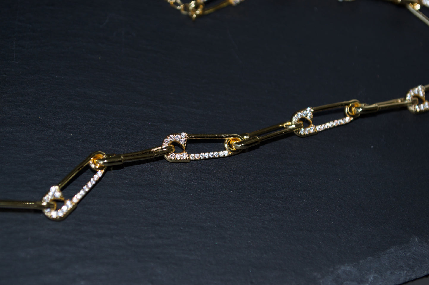 Safety Pin Gold Color with Micro Pave Zirconia, Link Chain 32+8cm, 2024 Trendy Summer Must-Have for Fashionistas.
