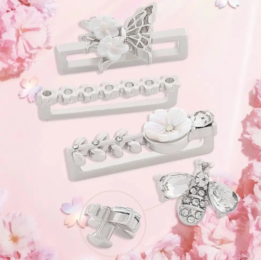 Dijes decorativos para correas de reloj. Se adapta a las bandas Apple Silicone y FitBit. 20-22 mm de ancho. Gran idea para un regalo.