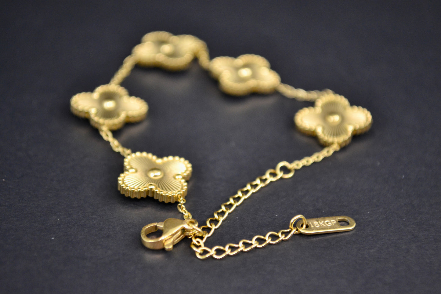 Flower Bracelet. Stainless Steel, no fade - Available in Red Green White Black Silver and Gold
