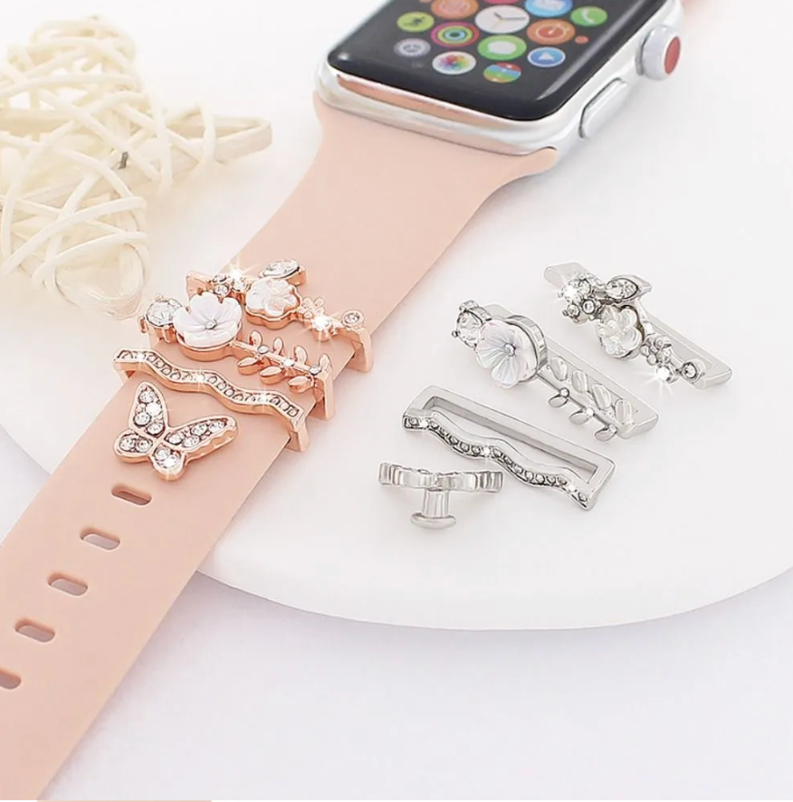 Dijes decorativos para correas de reloj. Se adapta a las bandas Apple Silicone y FitBit. 20-22 mm de ancho. Gran idea para un regalo.